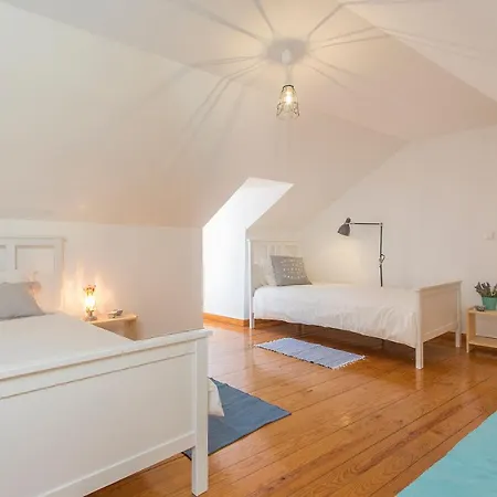 Spacious Alfama Duplex, By Timecooler *