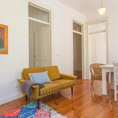 Spacious Alfama Duplex, By Timecooler Apartman Lisboa