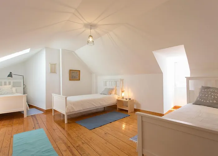 Spacious Alfama Duplex, By Timecooler * Lisboa