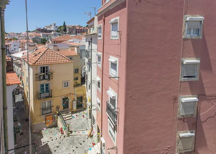 Spacious Alfama Duplex, By Timecooler *