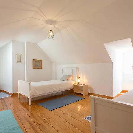 Spacious Alfama Duplex, By Timecooler * リスボン